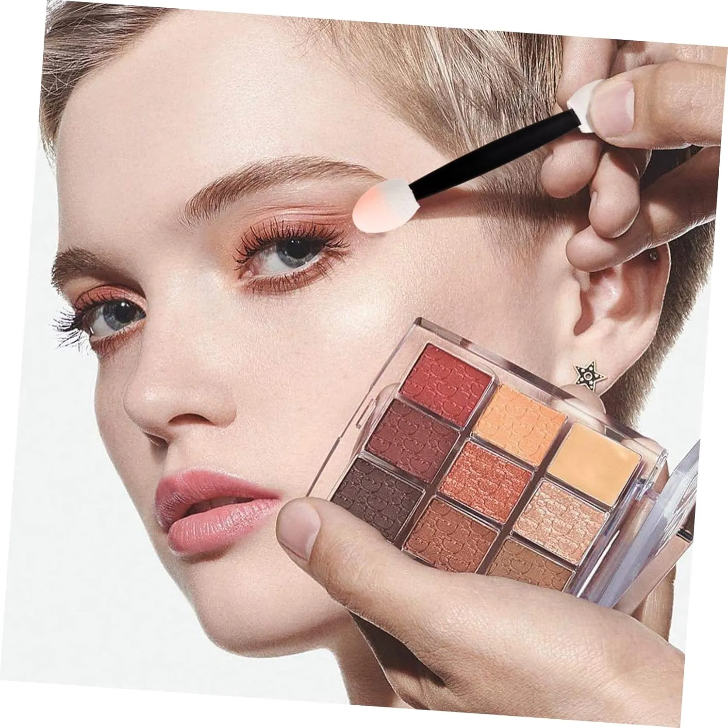 4pcs Double-end Eyeshadow Sticks Dual-sided Sponge Brushes for Makeup Application Lightweight Eye Shadow Tool Versatile Use for Lips Nose and Daily Makeup Needs