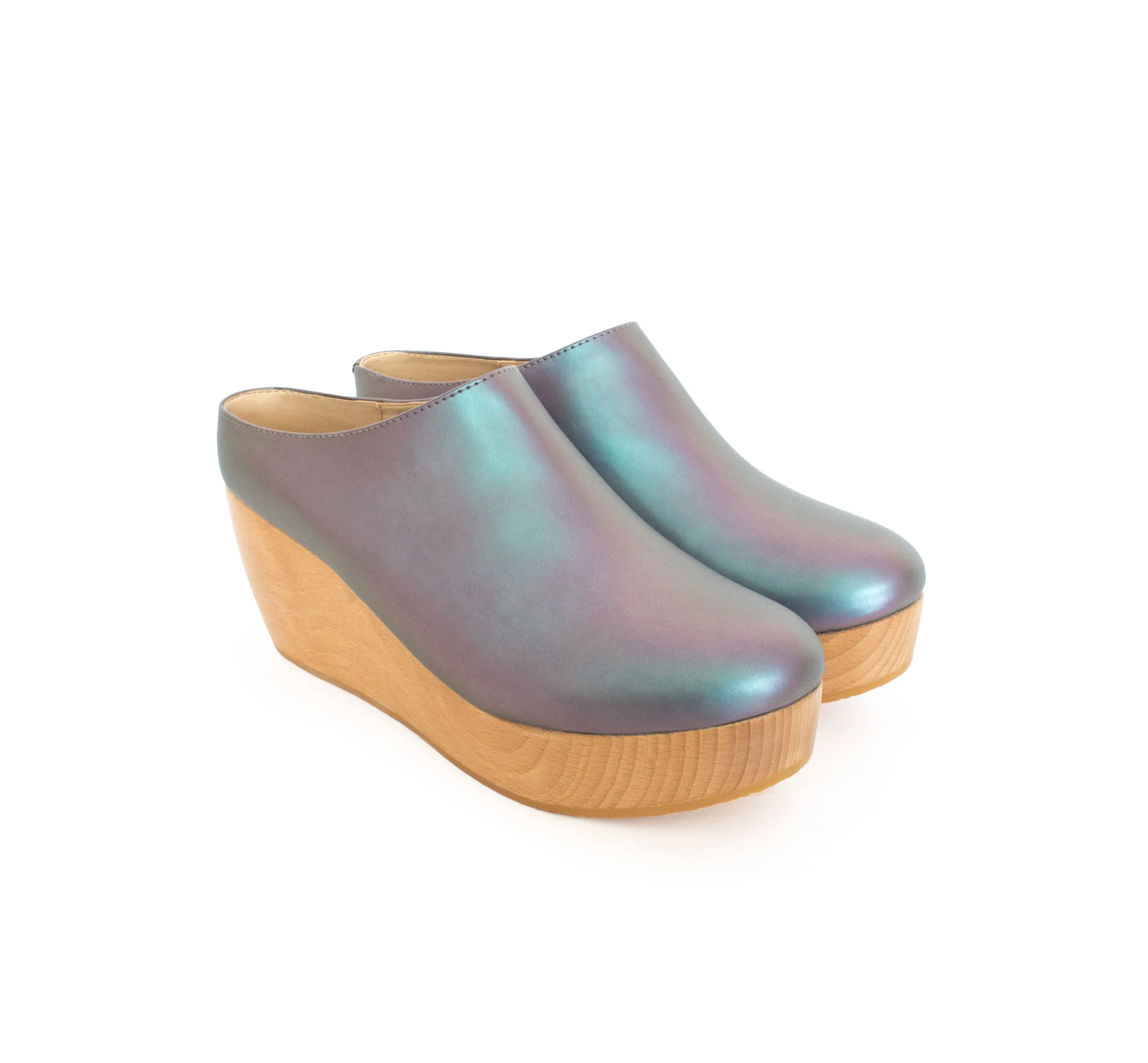 Clog Matte Iridescent