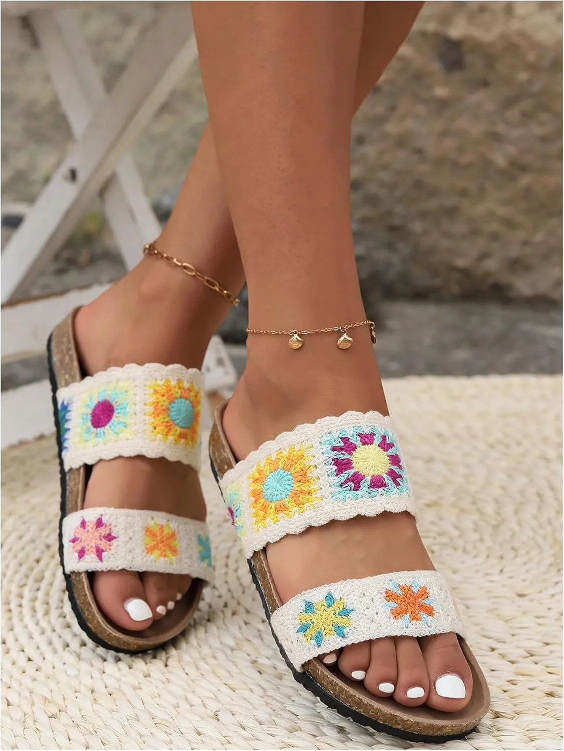 COZYEASE Women's Floral Woven Slide Sandals Boho Vacation Slip On Flat Open Toe Shoes