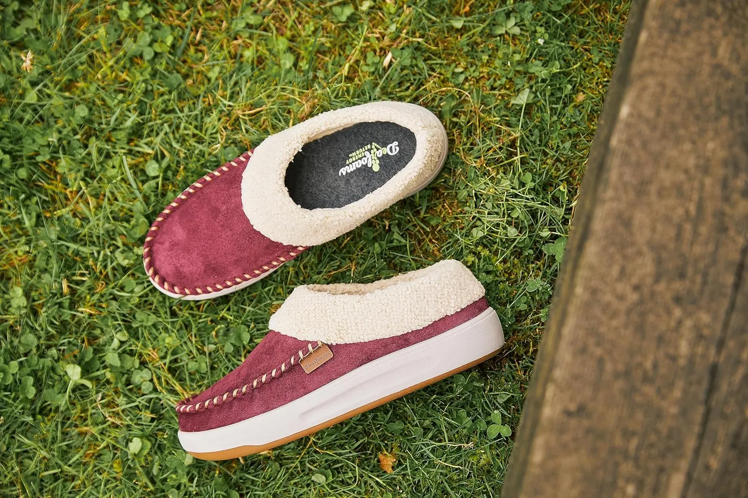 Dearfoams Women's Maple All Day Comfort Water Resistant Clog