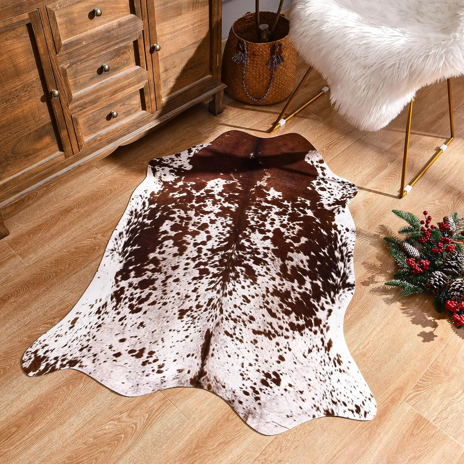 Easycozy Faux Cowhide Large Cow Print 3 x 4 Feet Thickened Elastic Rug for Bedroom, Living Room, Home Office, Western Decor