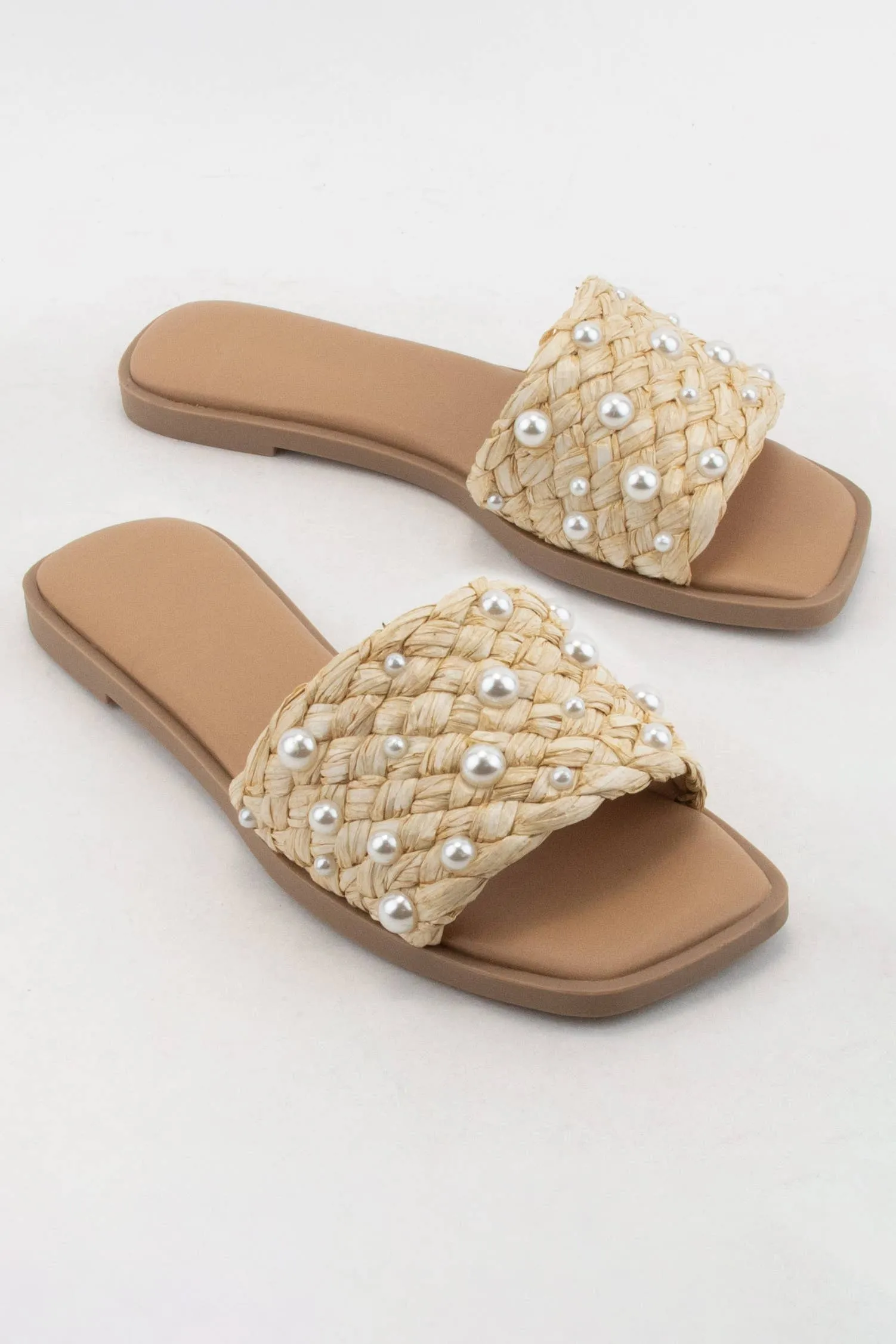 ENGINE PEARL DECOR RAFFIA WOVEN UPPER SLIDE SANDAL