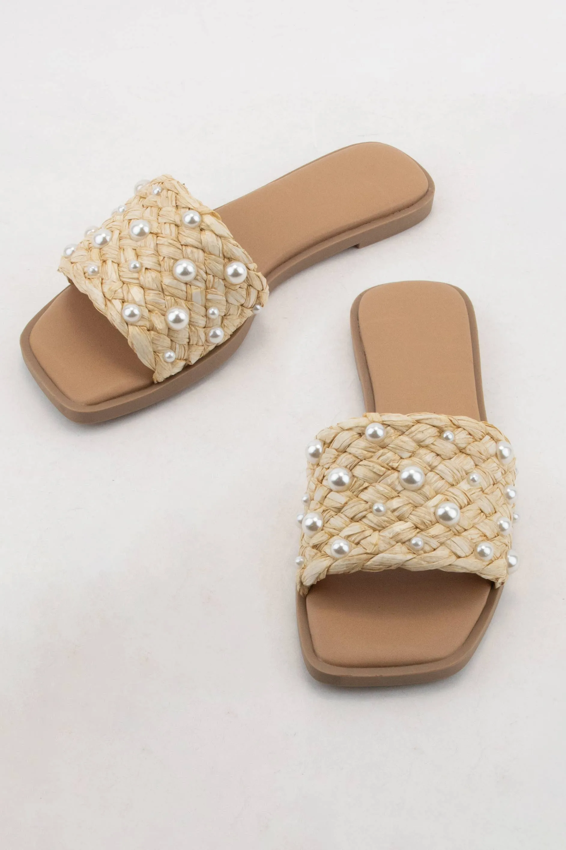 ENGINE PEARL DECOR RAFFIA WOVEN UPPER SLIDE SANDAL