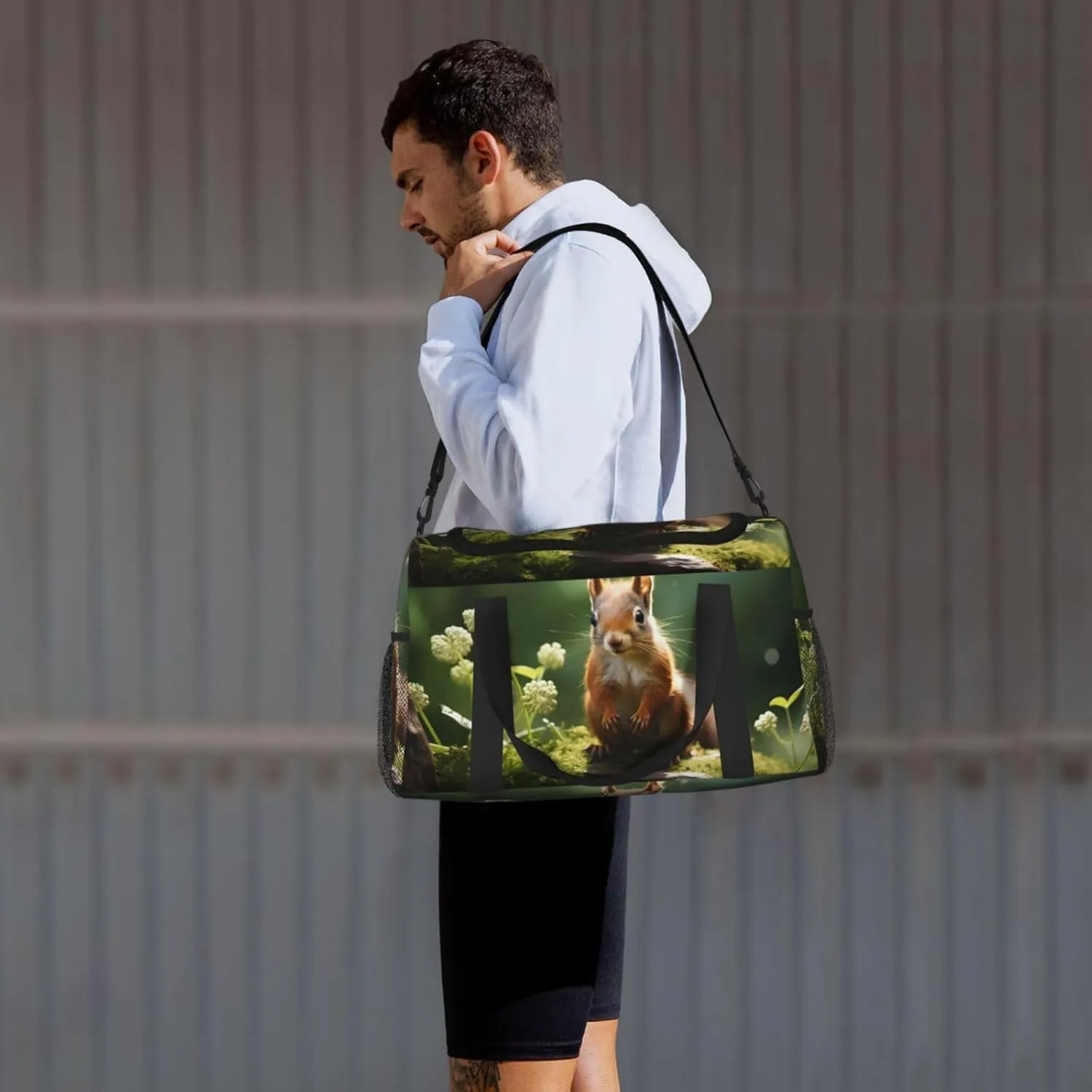 Forest Squirrel Travel Duffel Bag with Strap Multi Pockets Sports Bag Handbag Large Shoulder Bag for Gym Weekend Fitness Camping