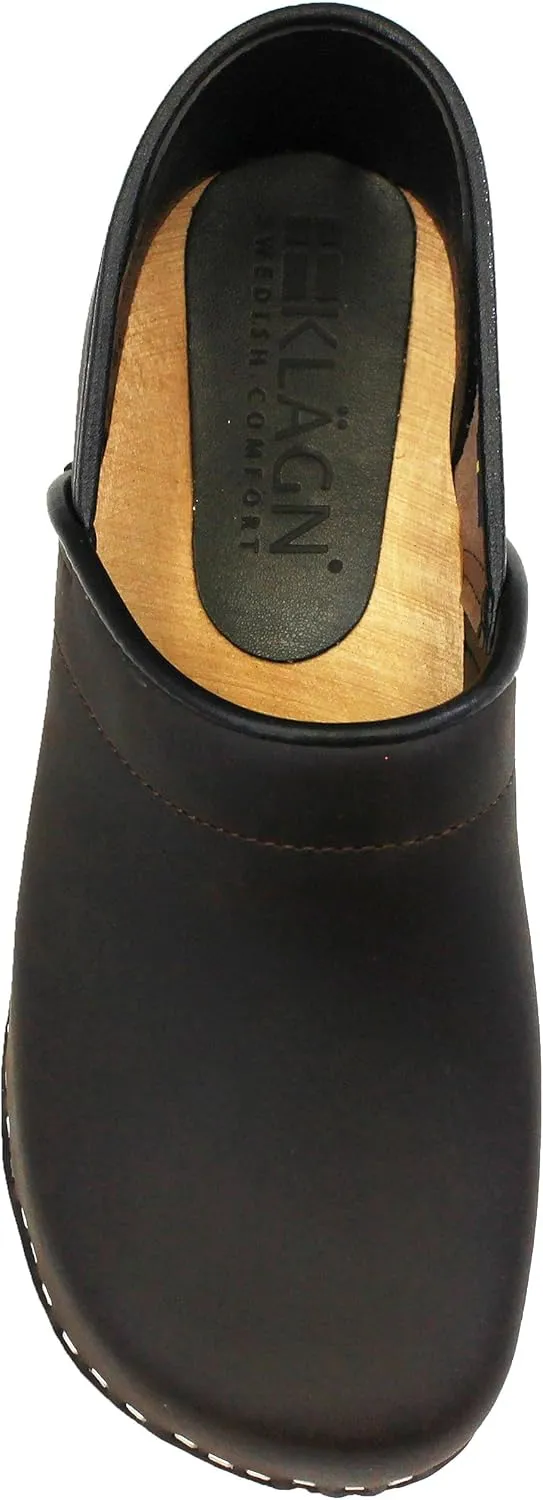 KLÄGN Tindra Wood Closed Back Grippy Leather Clogs