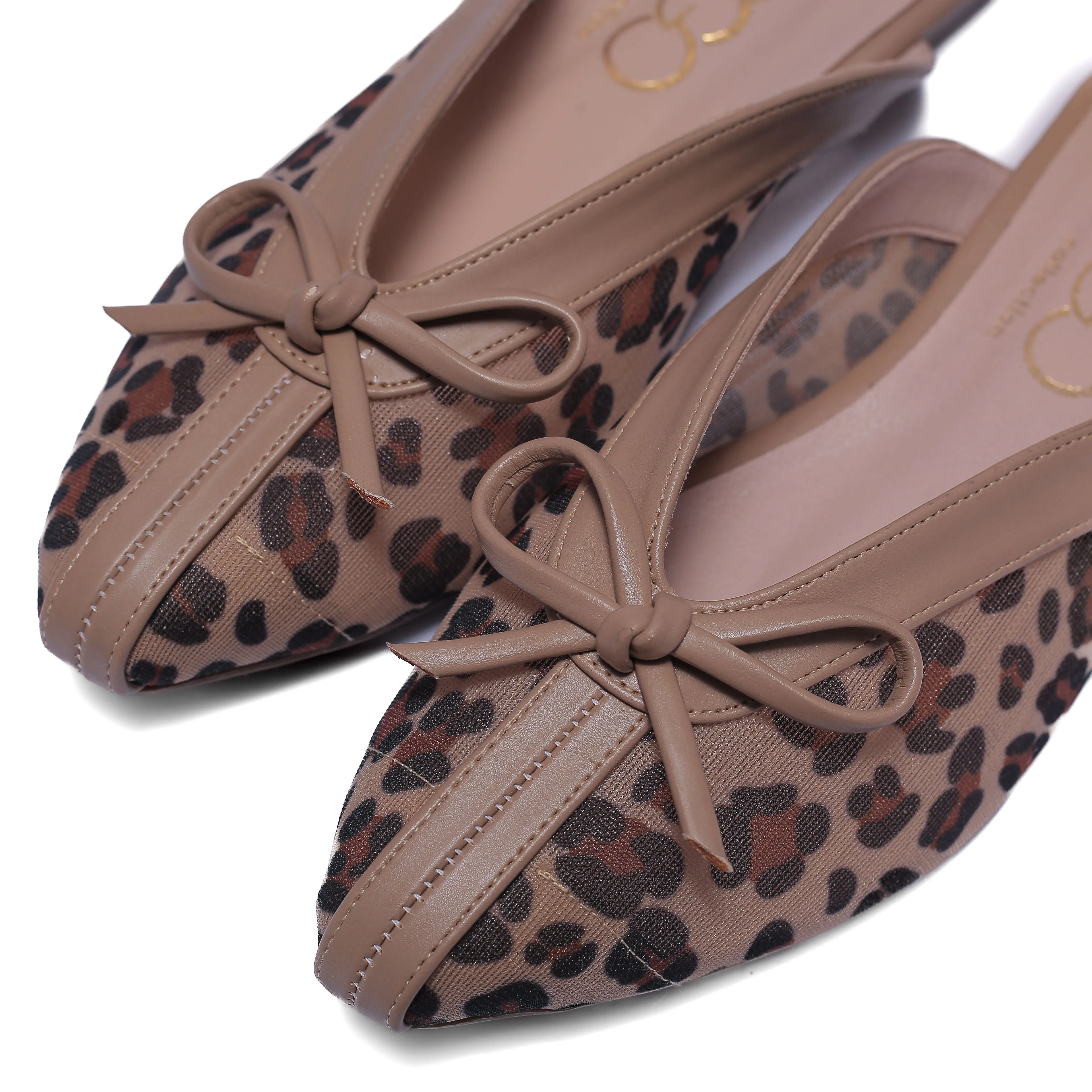Leopard Print Women's Mule Slippers - Comfortable Fashion Shoes