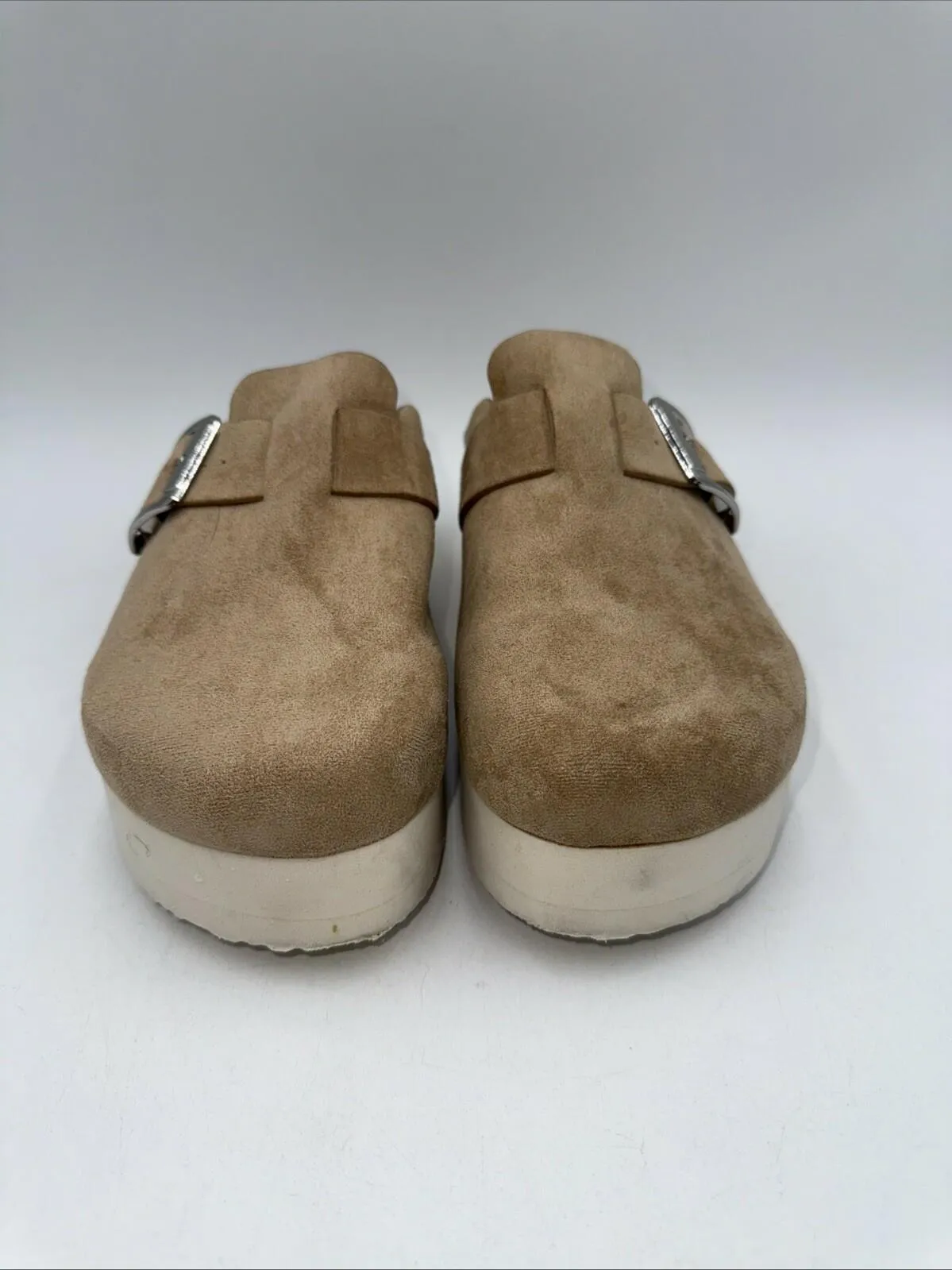Madden Girl  Women’s Cutie Pie Tan Platform Clog Size 8 - Very Good