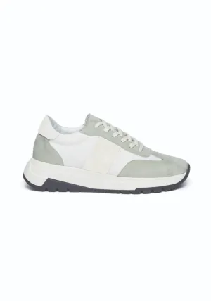 Maya Sneaker
