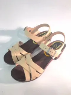 Milly Mid Heeled Clog ( dark Sole )
