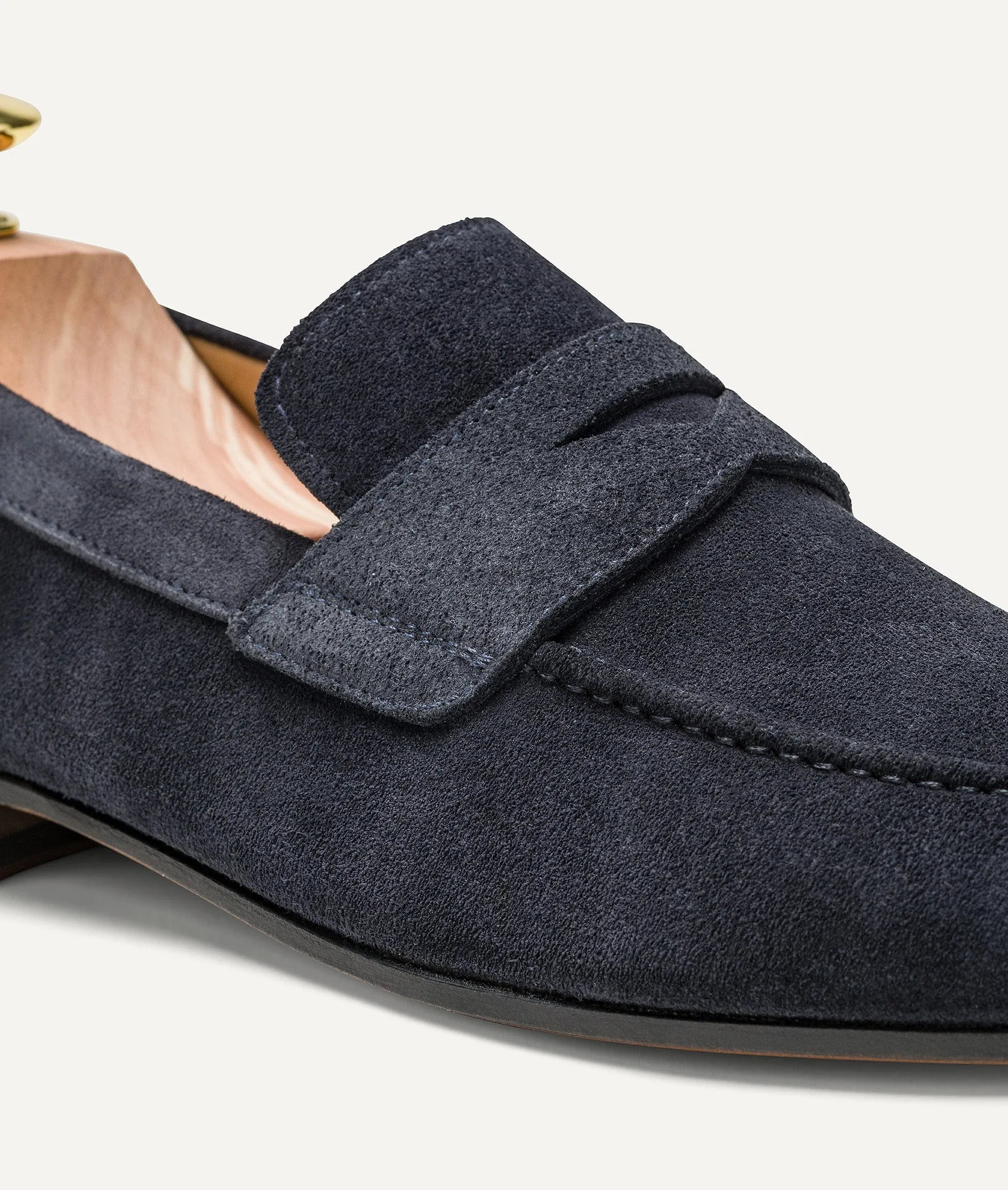 Penny Loafer in Suede