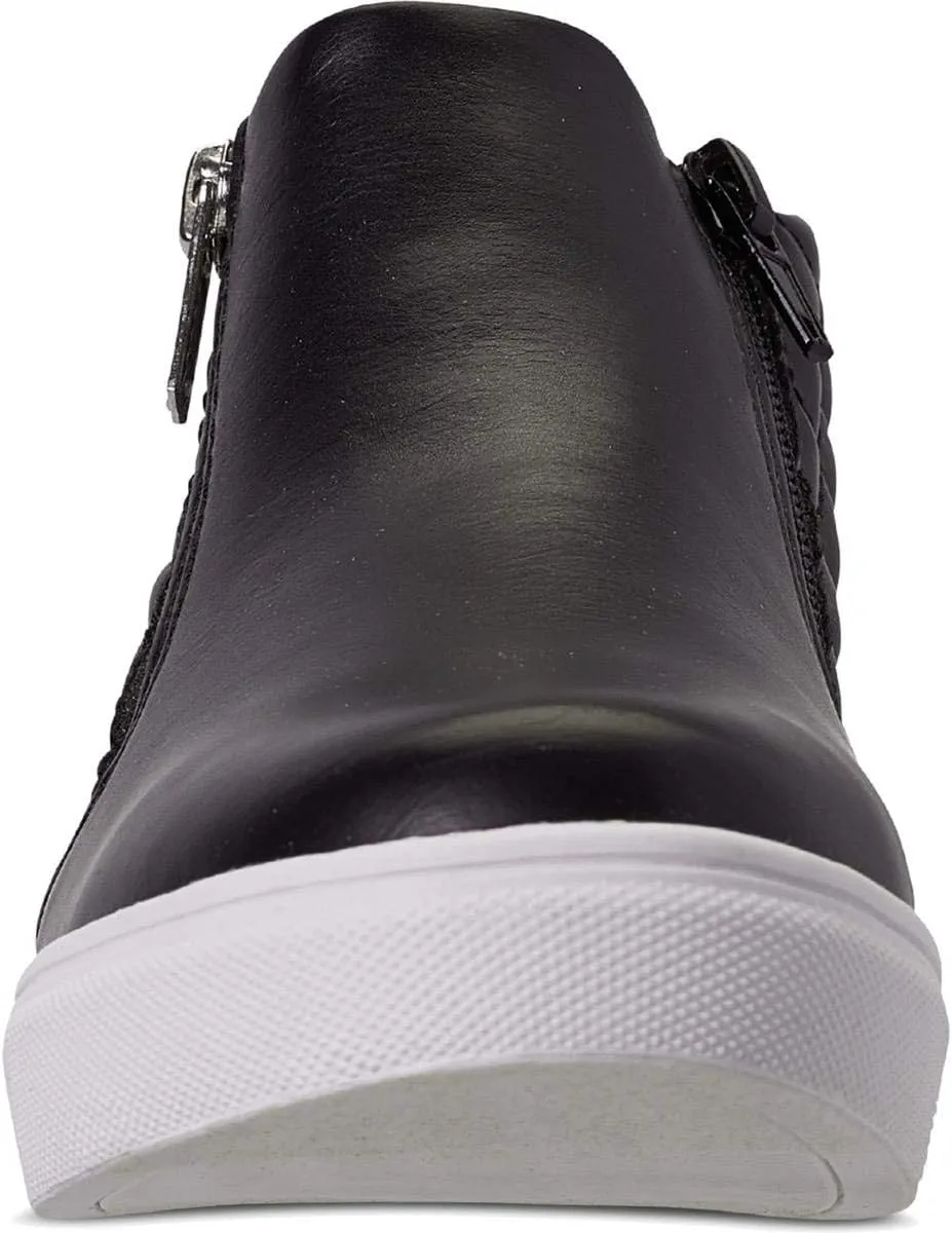 Reggie Sneaker