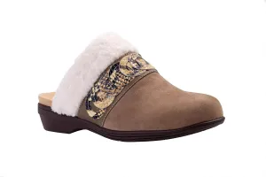 REVITALIGN Women's Ojai Cozy Clog