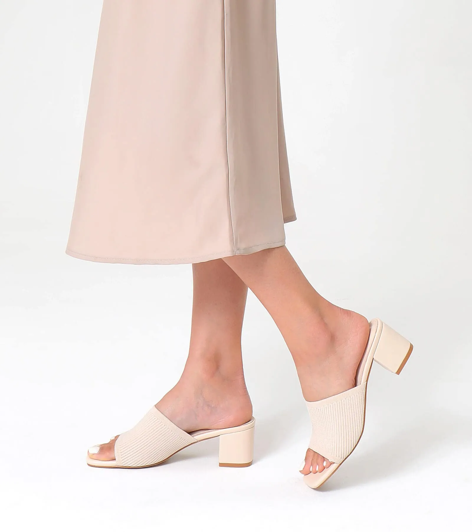 Shoe'N Tale Heeled Sandals For Women Square Open Toe Heeled Mules Chunky Block Low Heel Slip On Slides(7.5,Beige)