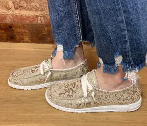 SHOW STOPPER SLIP ON SNEAKER