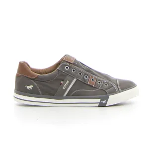 Sneaker slip on