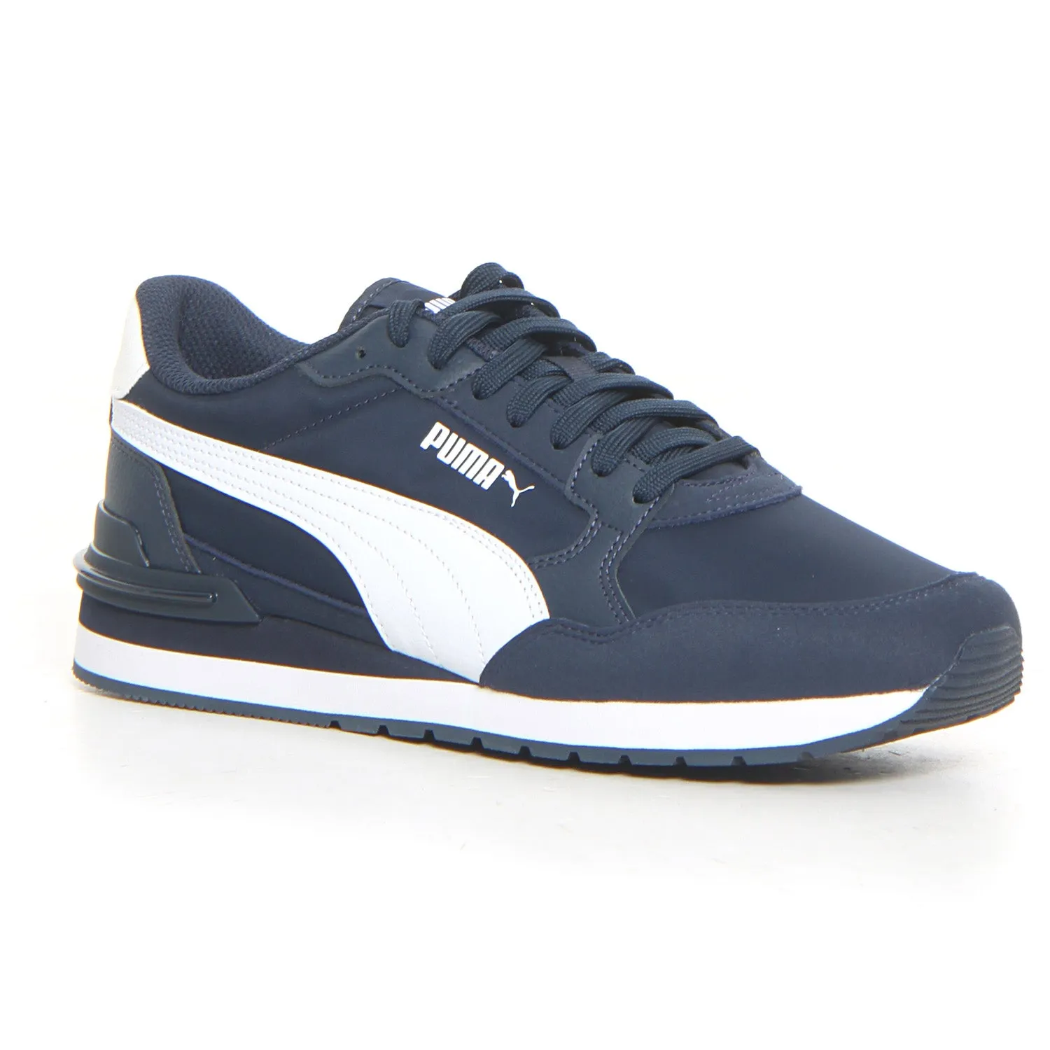 St runner v4 sneaker