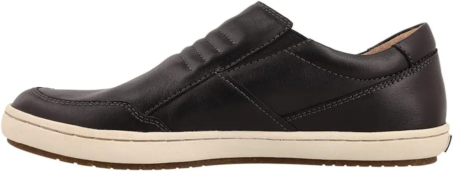 Taos Footwear Women's Zipward Casual Slip On