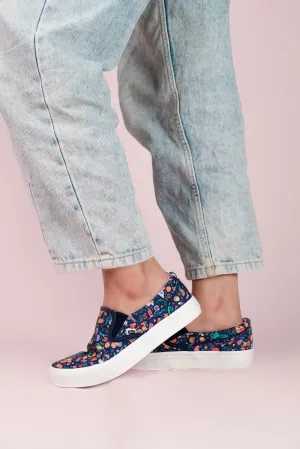 Wonderful World Slip-On