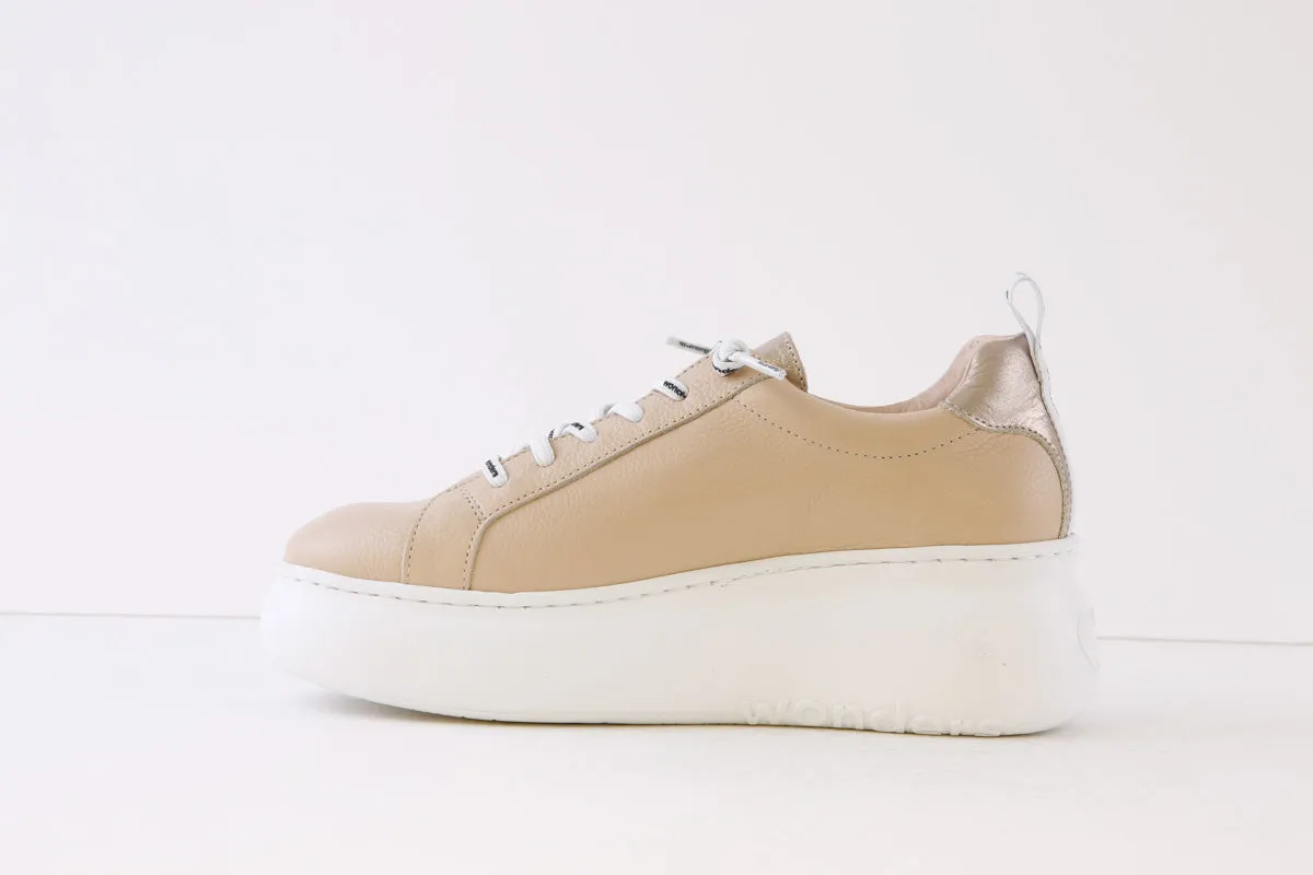 WONDERS - A-2632 SLIP-ON WEDGE FASHION SHOE - BEIGE/GOLD