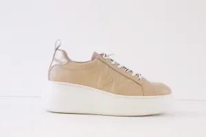 WONDERS - A-2632 SLIP-ON WEDGE FASHION SHOE - BEIGE/GOLD