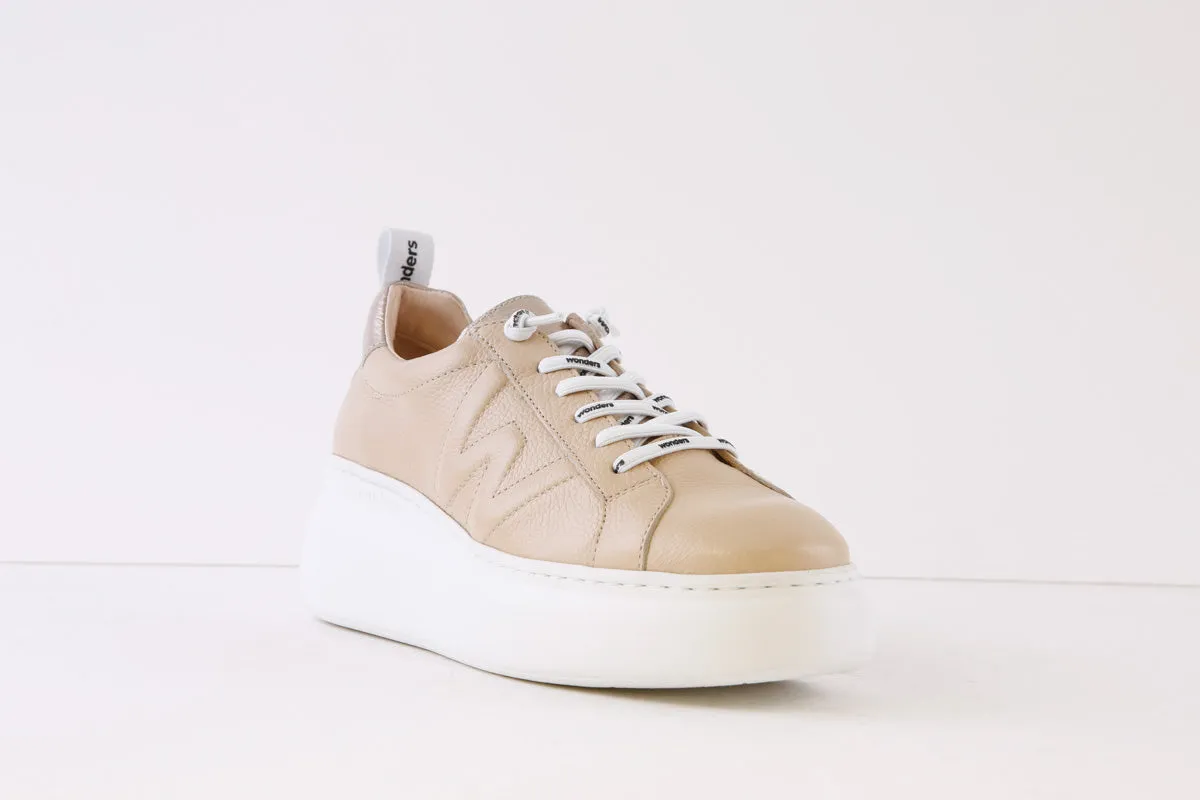 WONDERS - A-2632 SLIP-ON WEDGE FASHION SHOE - BEIGE/GOLD