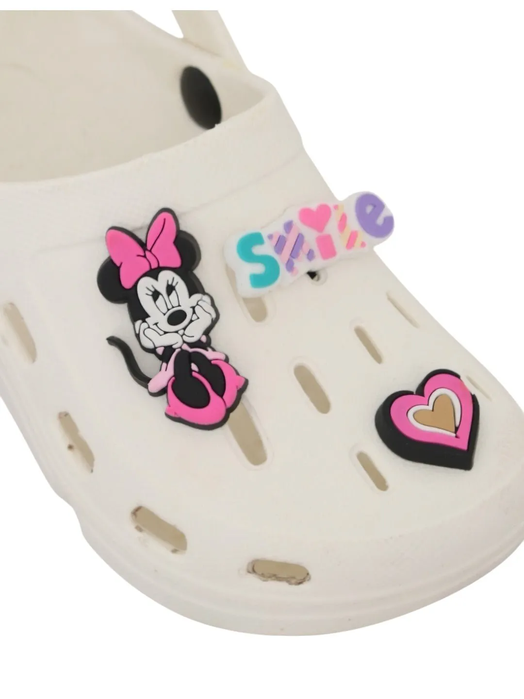 Yellow Bee Girls’ Disney Minnie Mouse Clogs with Smile & Heart Charms – White